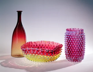 Amberina bottle, New England Glass Company, 1885